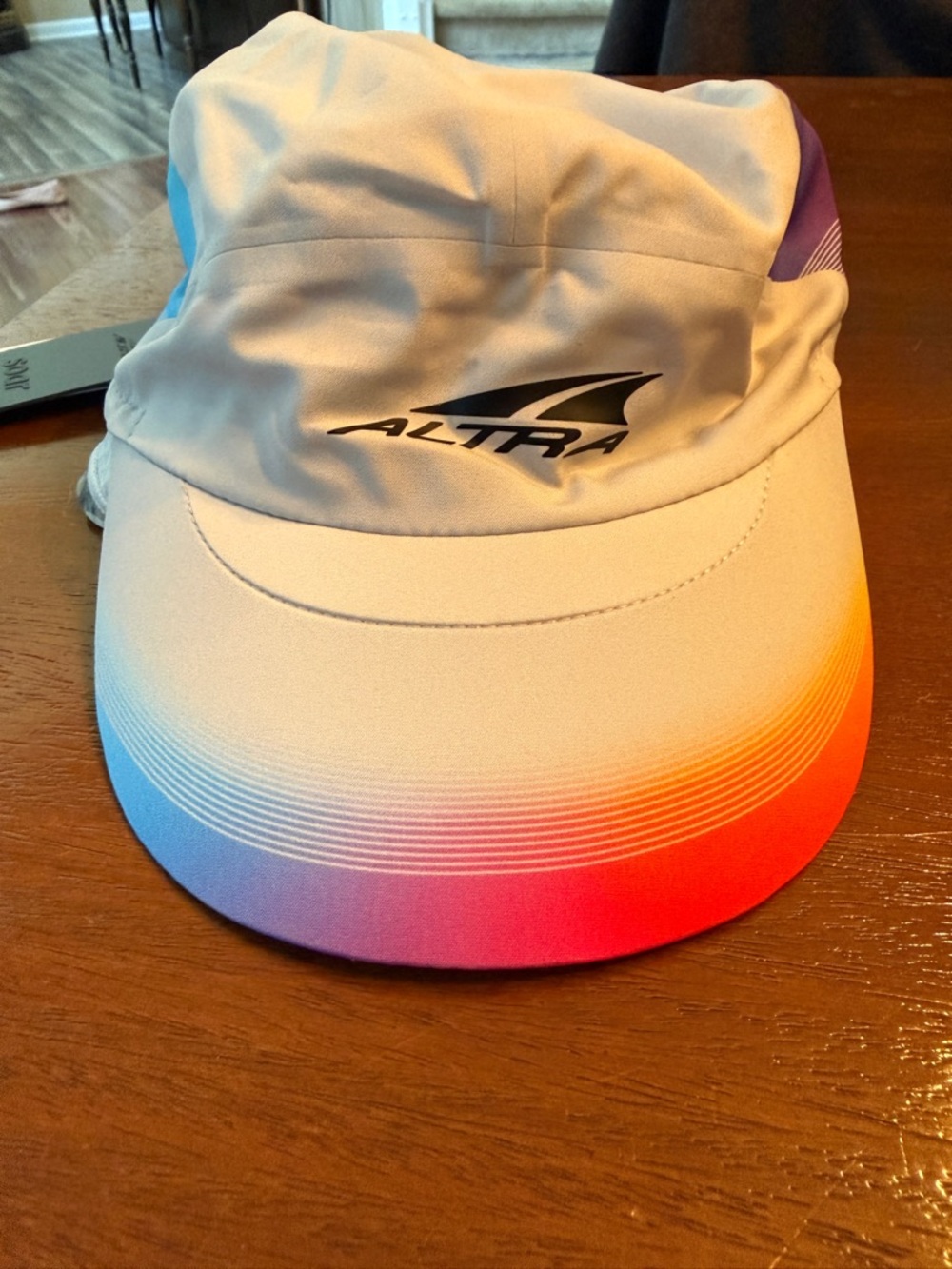 Altra x Soar White Running Cap *LIMITED EDITION* - Picture 2 of 6